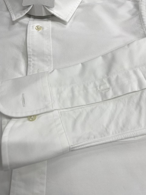 真っ白なシャツの青い色移りがキレイに落ちた染み抜きクリーニング事例(５，５００円税込）2026,08.05